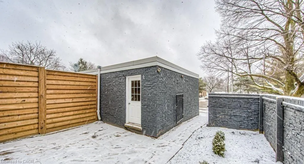 152 Overlea Drive