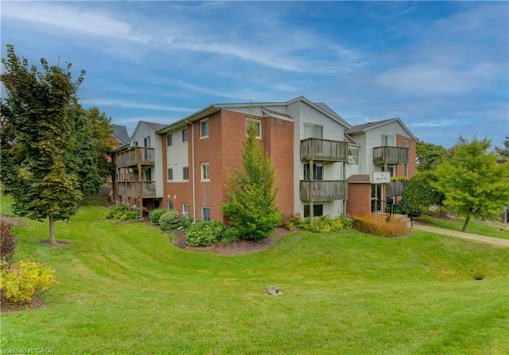 30 Bridge Street W, #104