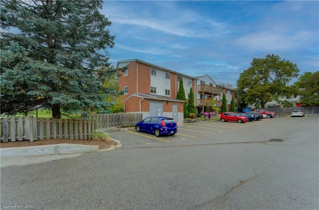 30 Bridge Street W, #104