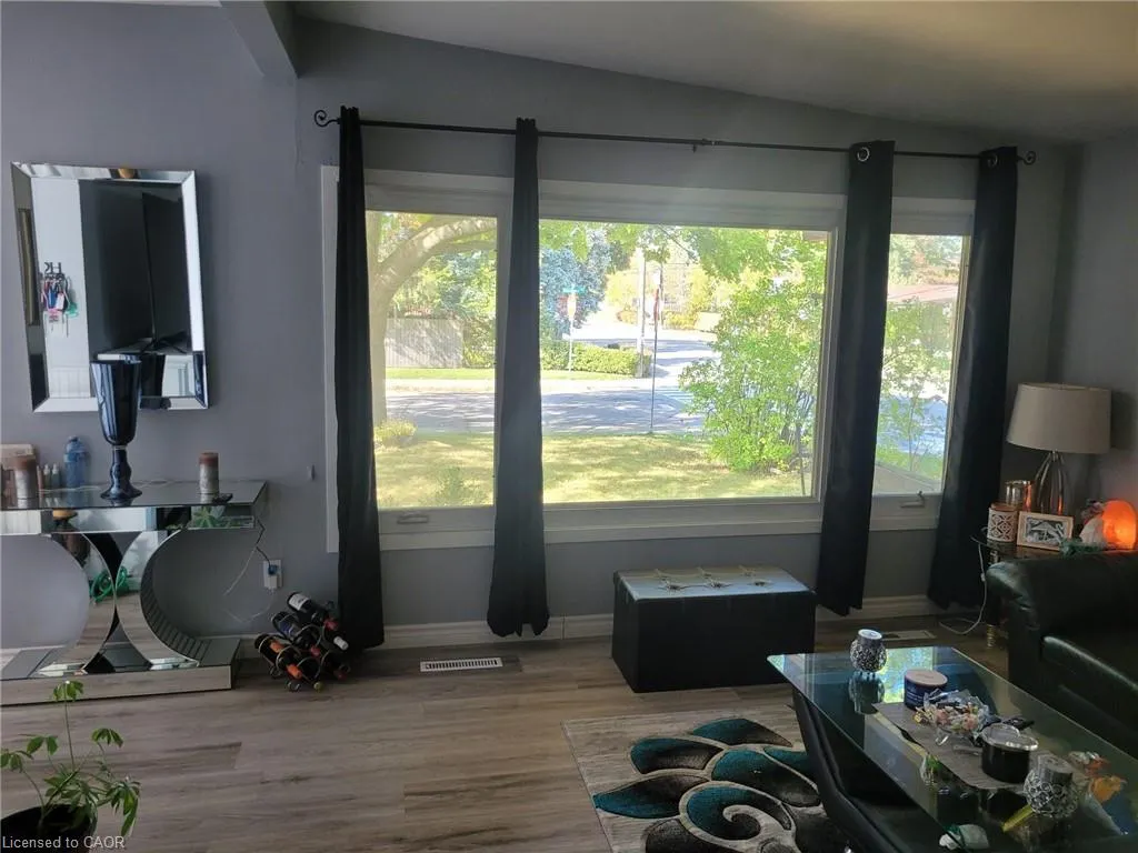 89 Deschene Avenue