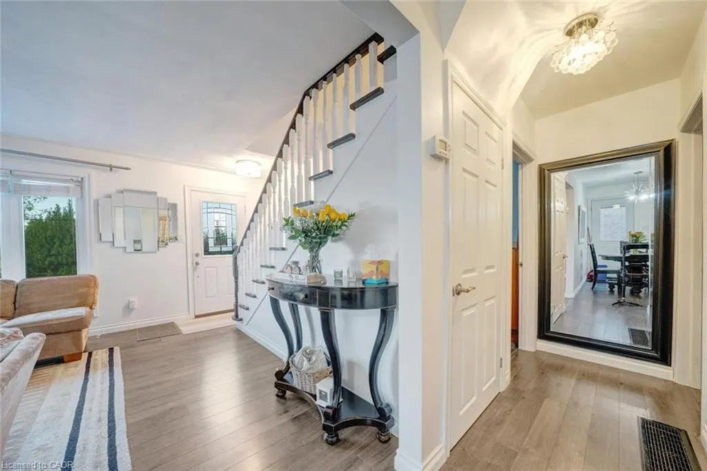 62 Brentwood Drive