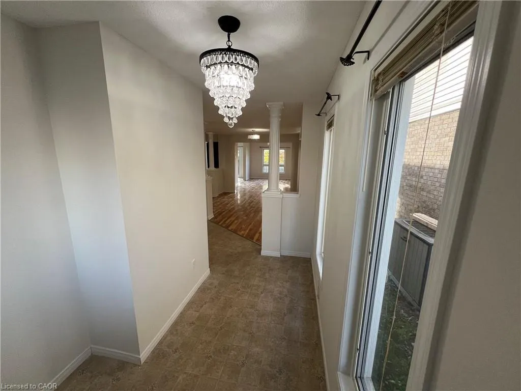 14 Iron Gate Street, #UPPER