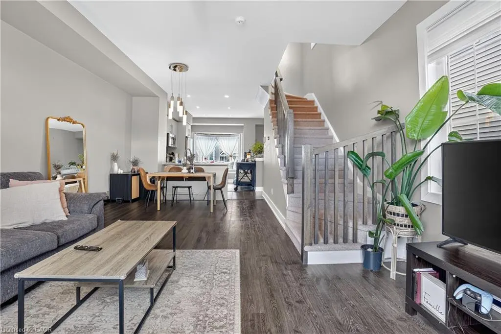 342 Mill Street, #11