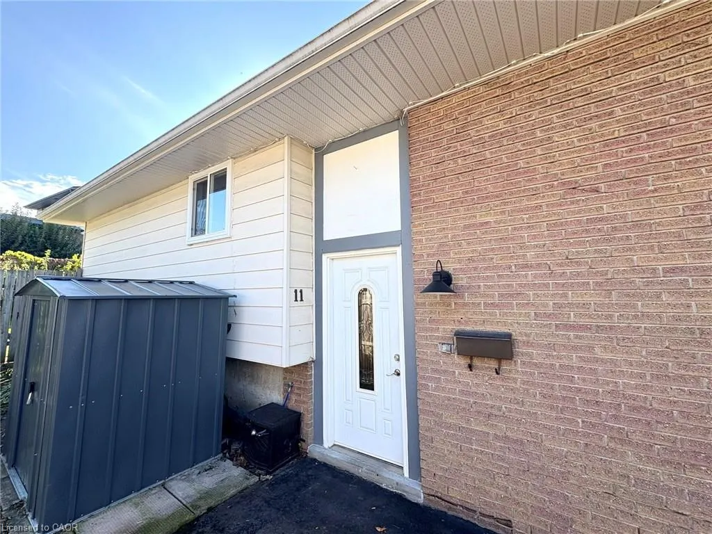 11 Nordale Crescent