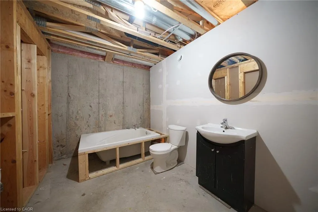 14 Tamarack Way