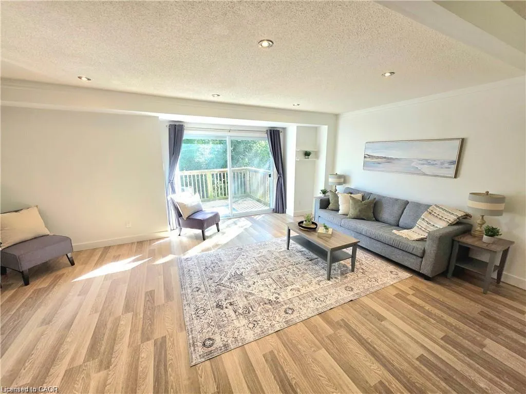 26 Poplar Drive, #5