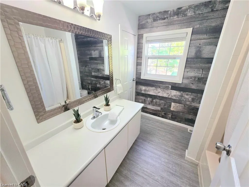 26 Poplar Drive, #5