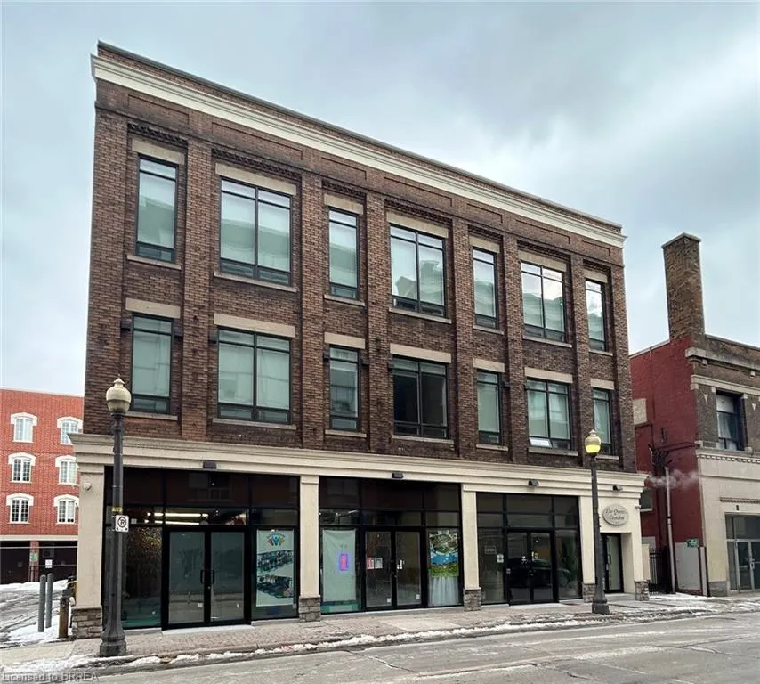 11 Queen Street, #101 & 102