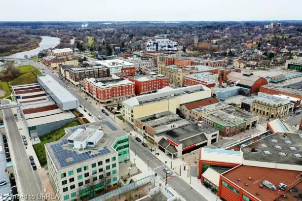 11 Queen Street, #101 & 102
