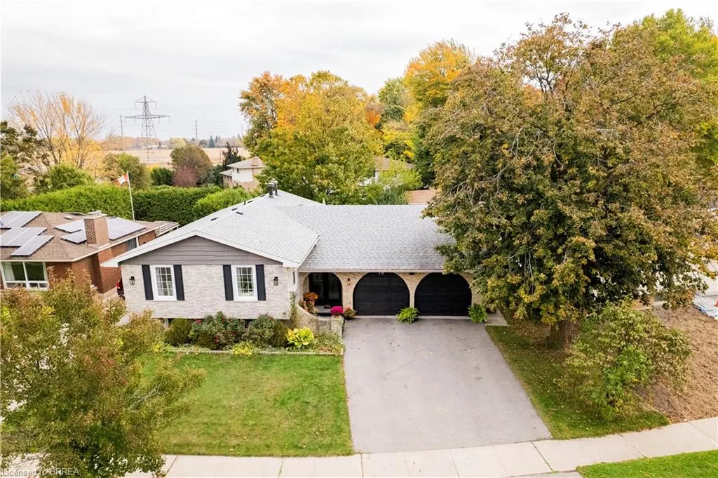 18 Old Farm Road