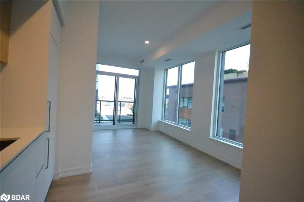 1100 Sheppard Avenue W, #307