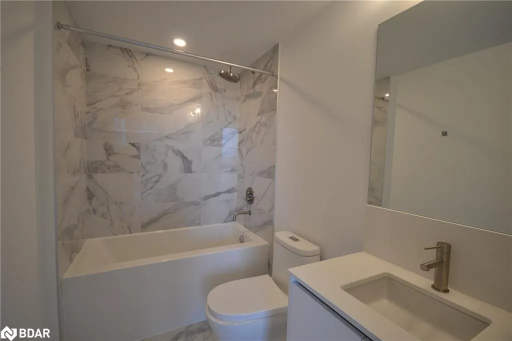 1100 Sheppard Avenue W, #307