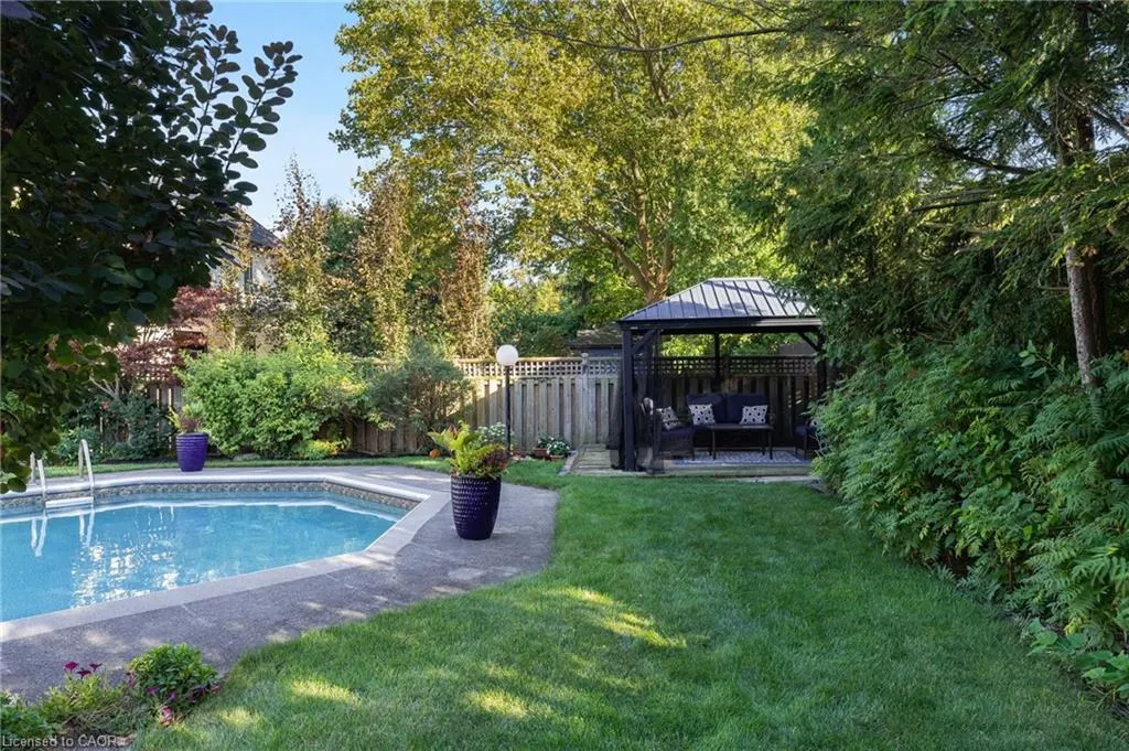 226 Shoreacres Road