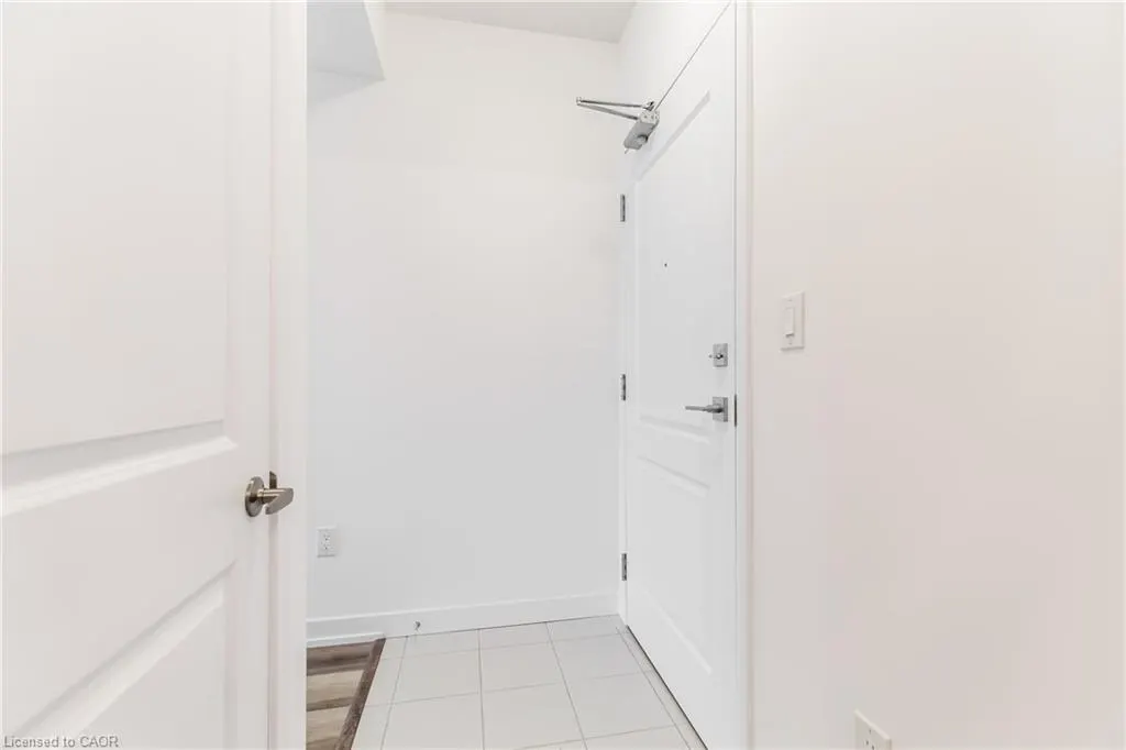450 Dundas Street E, #318