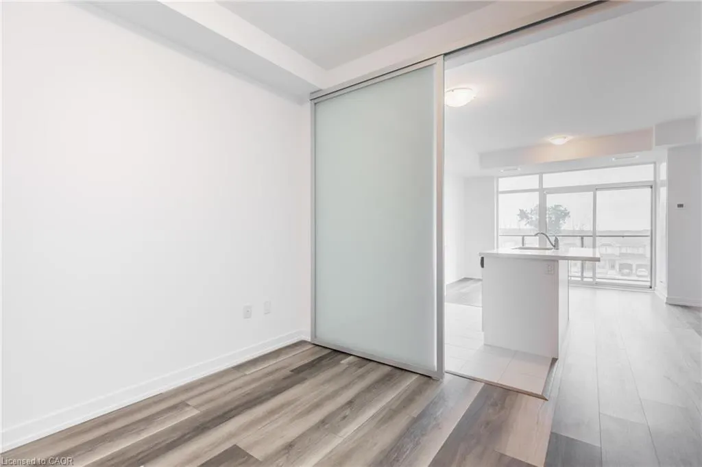 450 Dundas Street E, #318