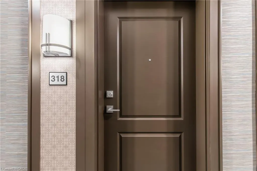 450 Dundas Street E, #318
