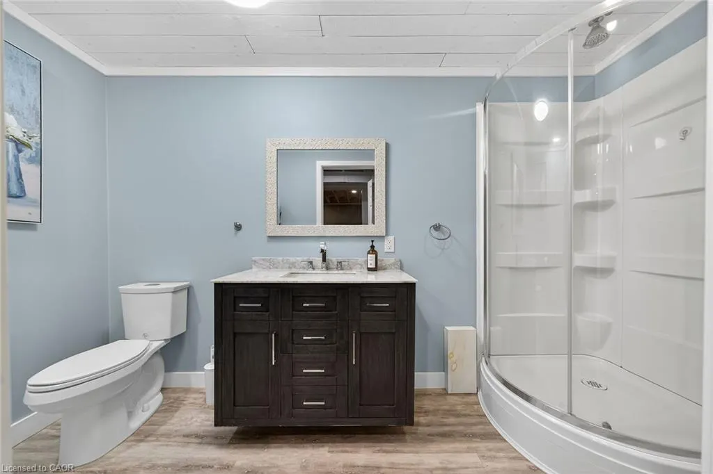 14 Chippewa Street W