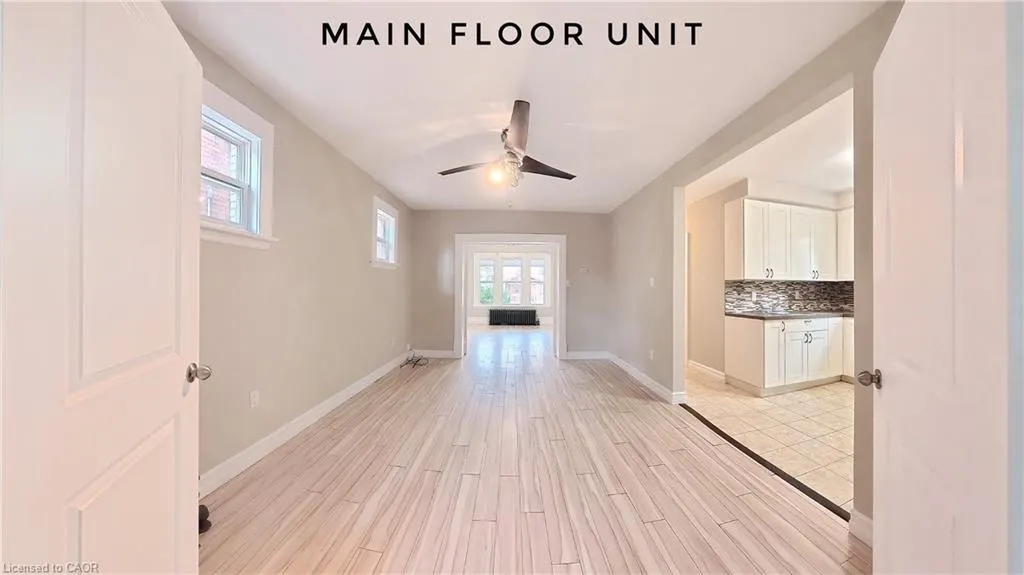 25 Spadina Avenue