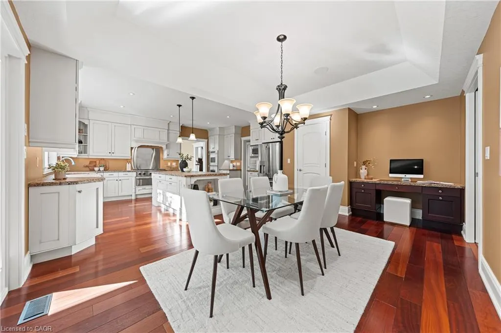 541 Falconridge Crescent