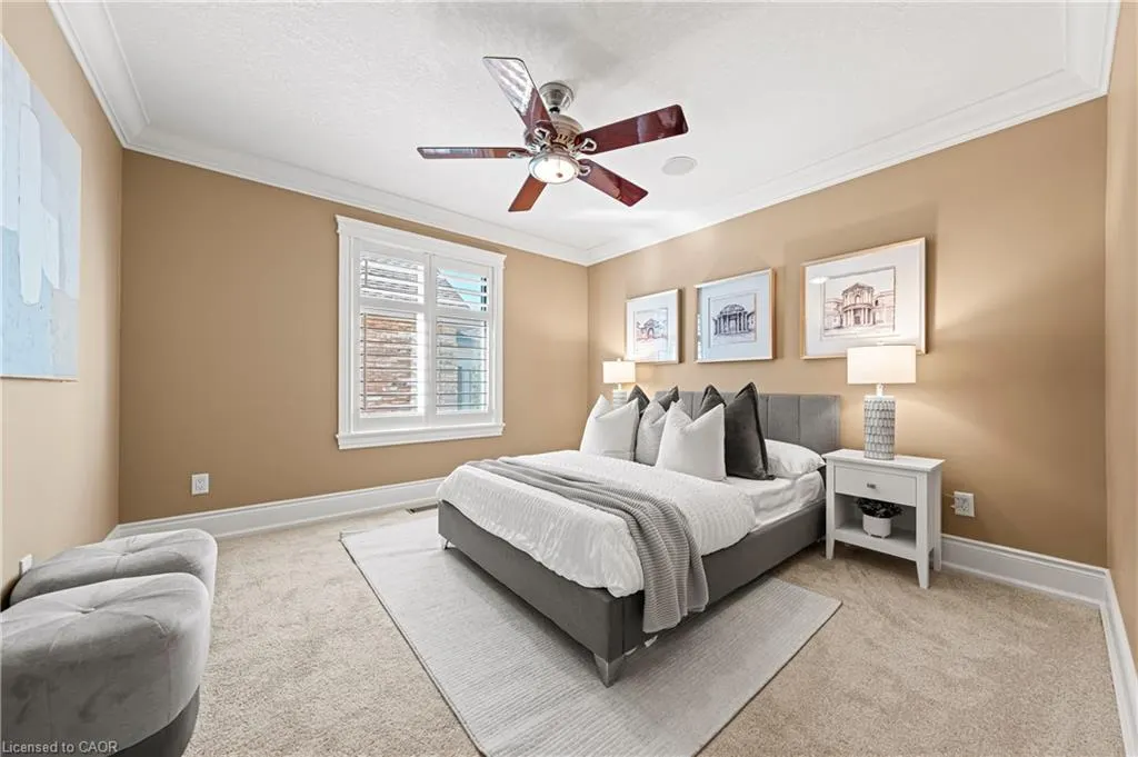 541 Falconridge Crescent