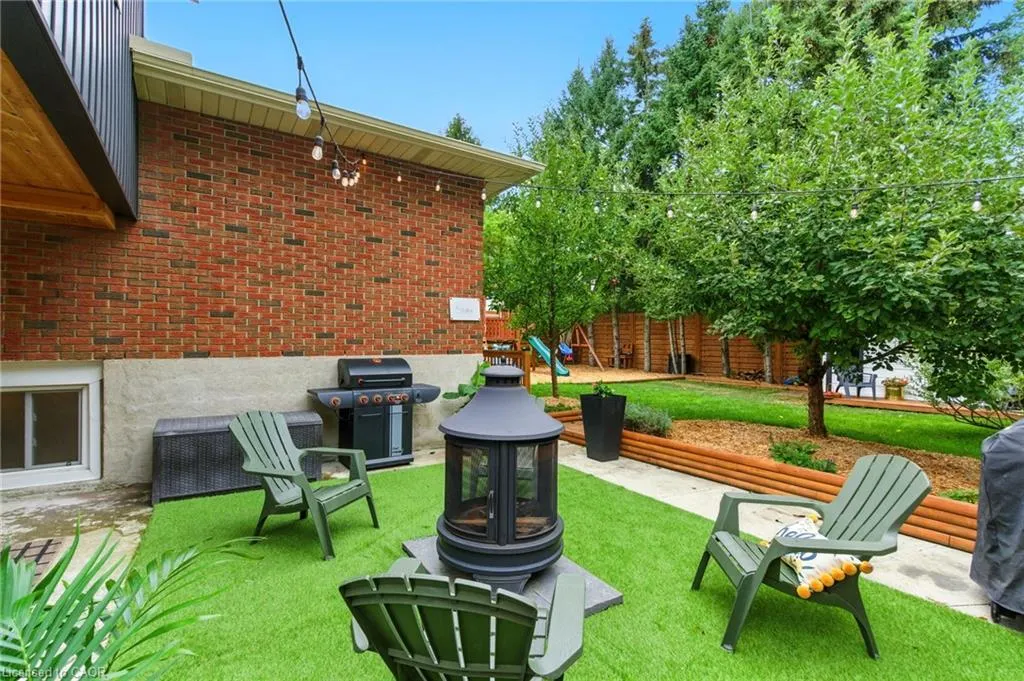 210 Northlake Drive