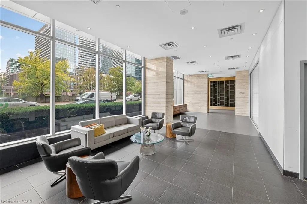 15 Iceboat Terrace, #1205