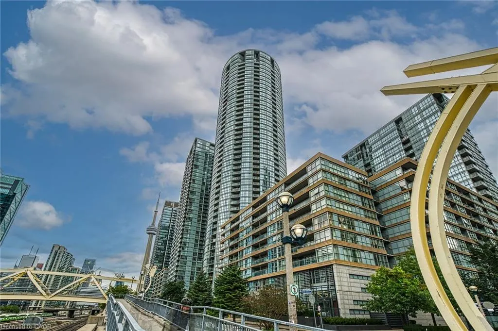 15 Iceboat Terrace, #1205