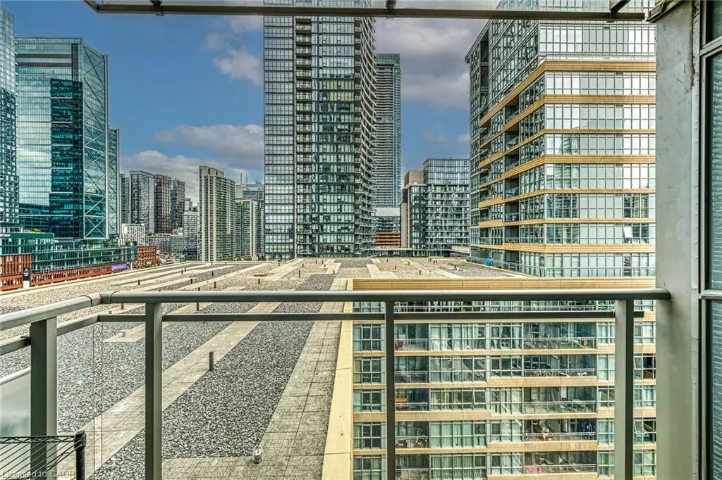 15 Iceboat Terrace, #1205