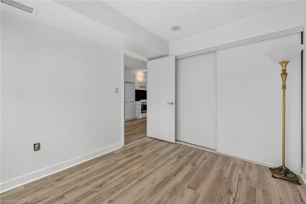 15 Iceboat Terrace, #1205