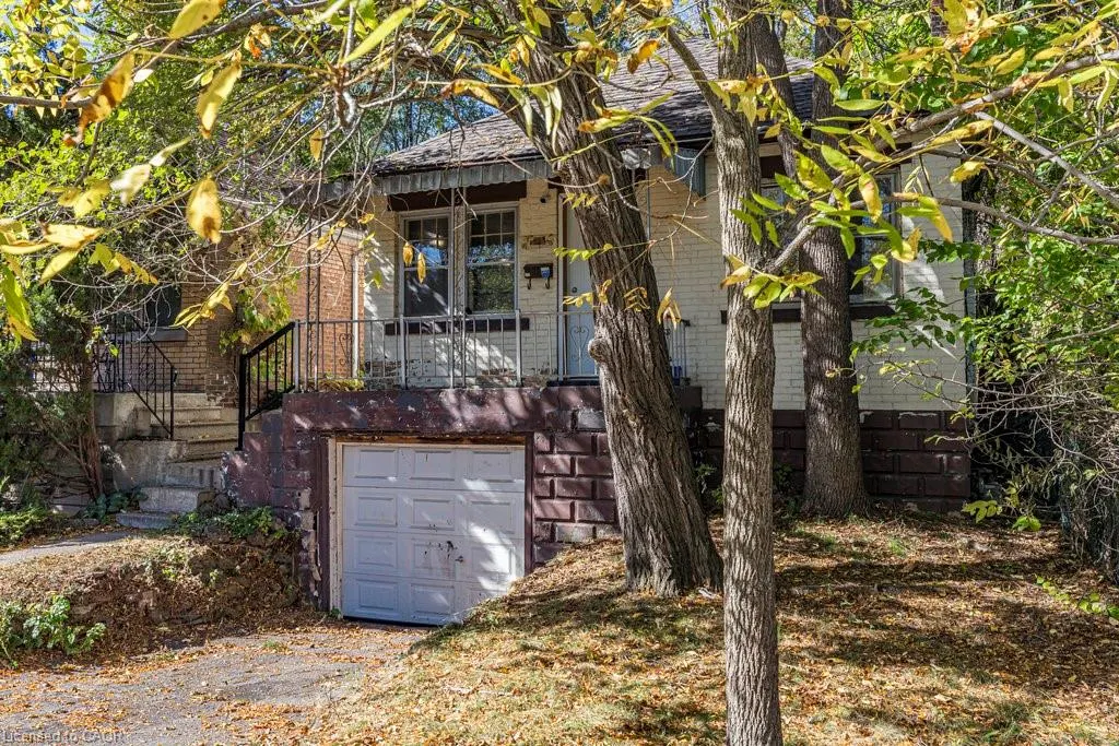 132 Tope Crescent