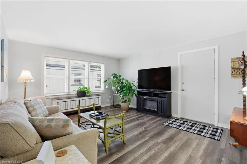 1755 King Street E, #9
