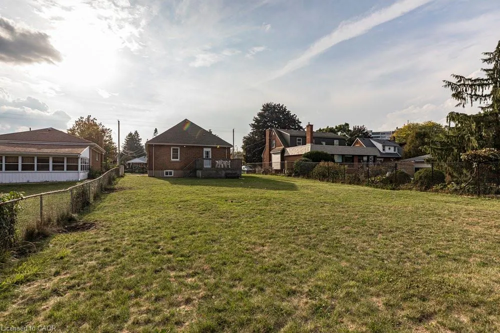 37 Lower Horning Road