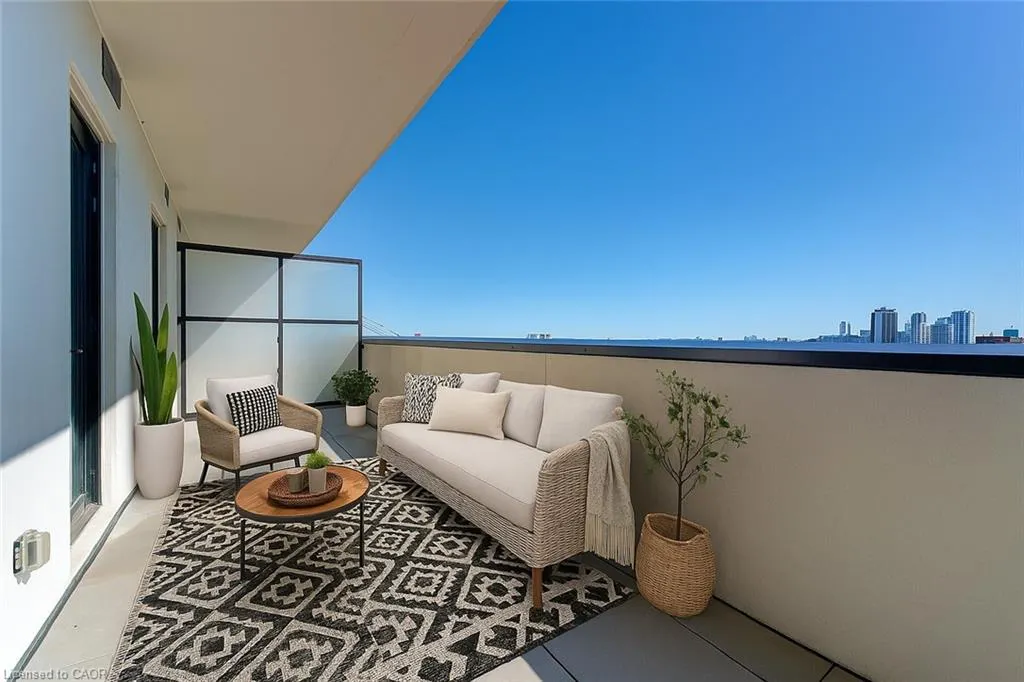 181 King Street S, #1612