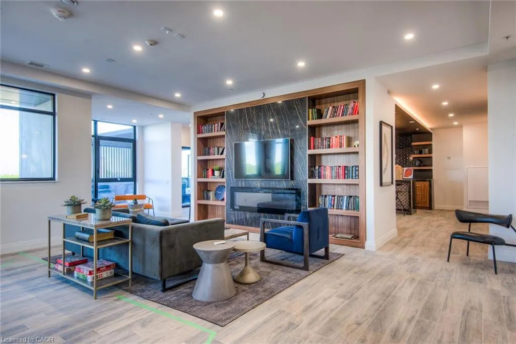 181 King Street S, #1612