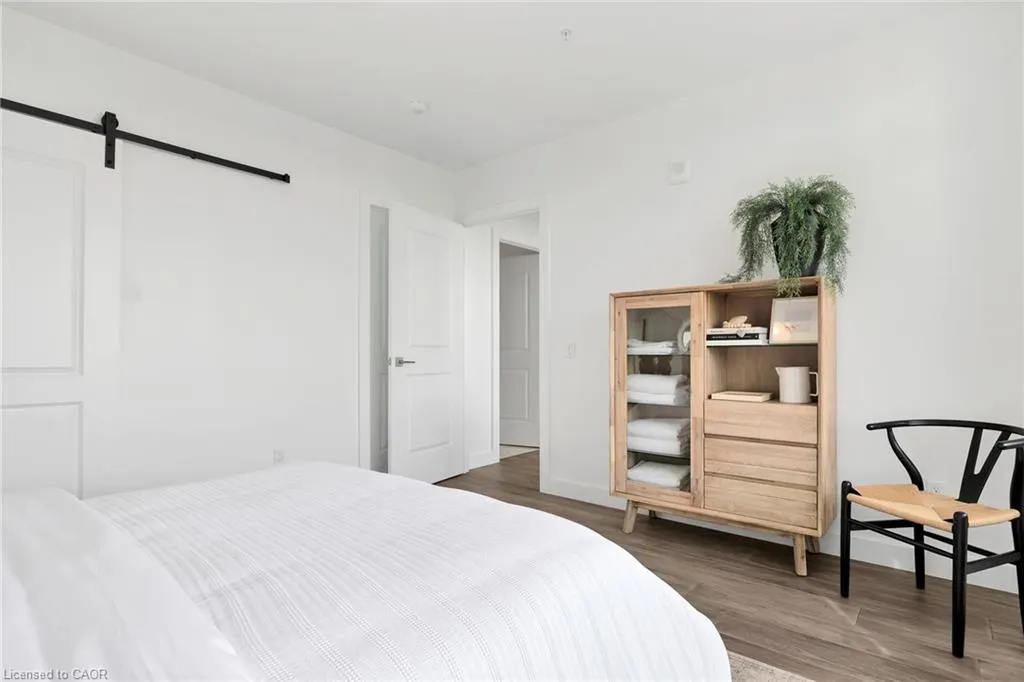 50 Grand Avenue S, #1906