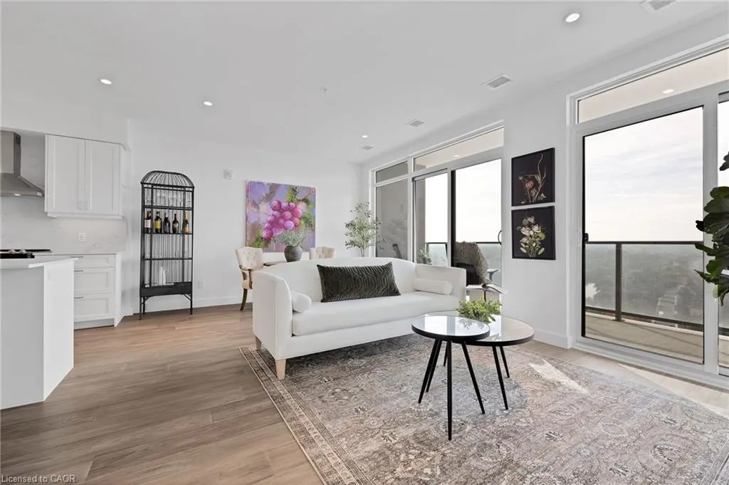 50 Grand Avenue S, #1906