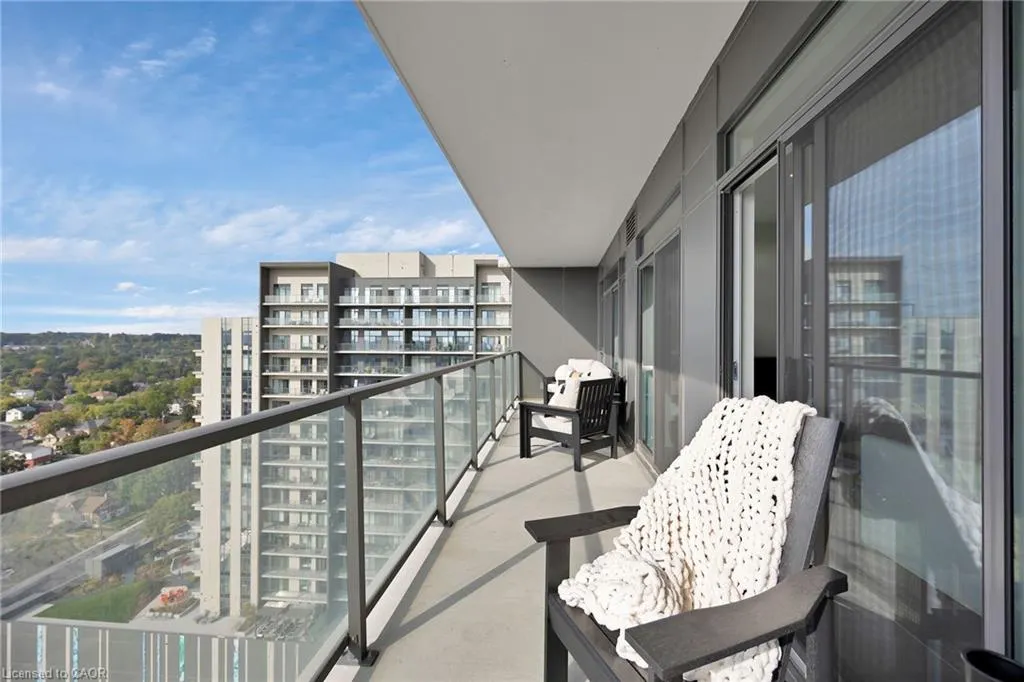 50 Grand Avenue S, #1906