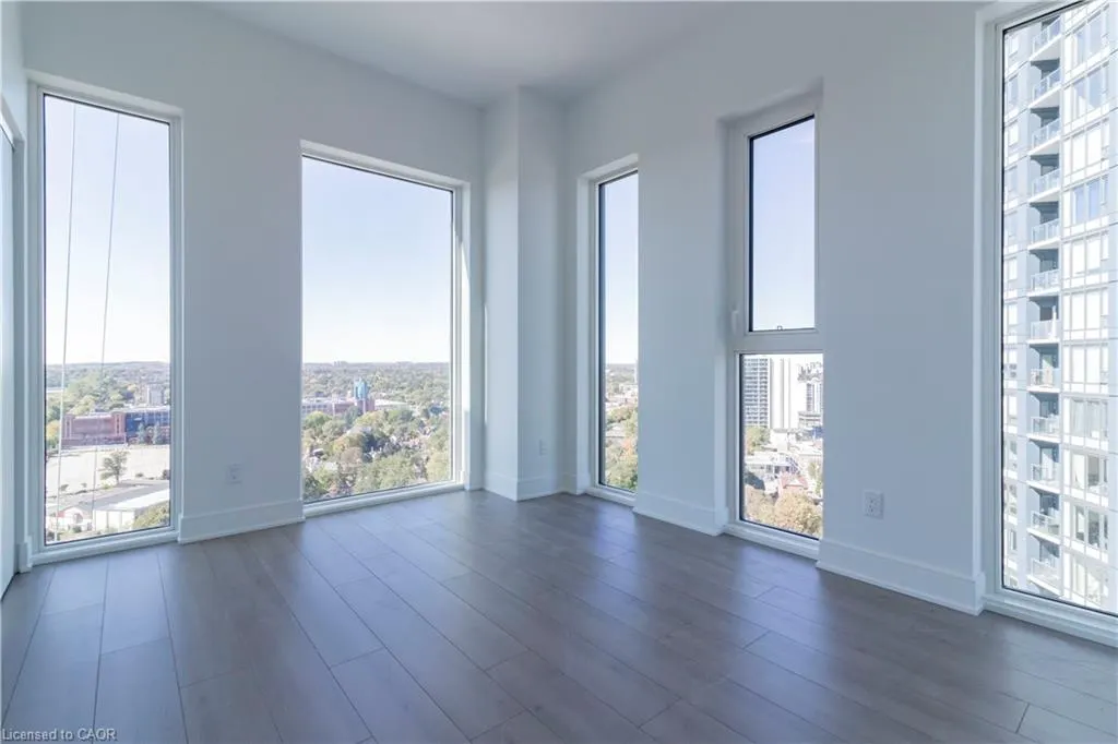 25 Wellington Street S, #2206