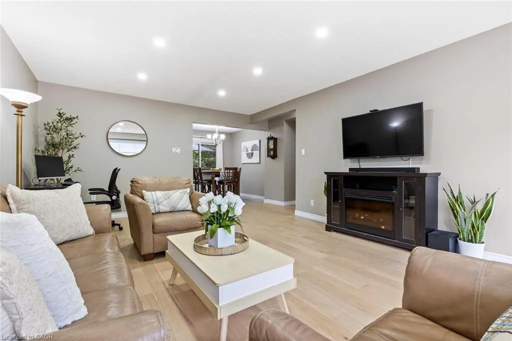 49 Cedarwoods Crescent, #48