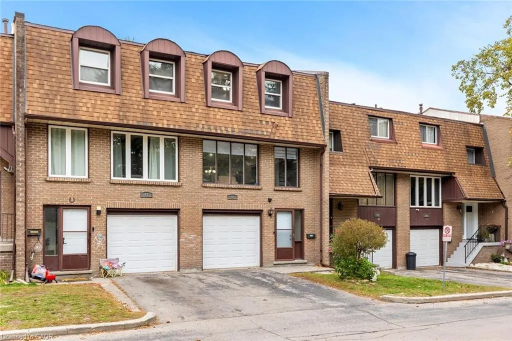 49 Cedarwoods Crescent, #48
