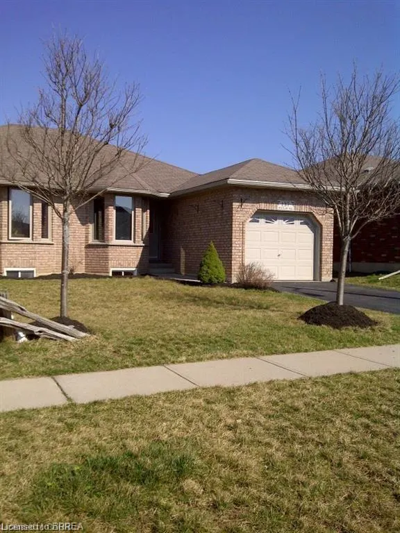 137 Whitlaw Way