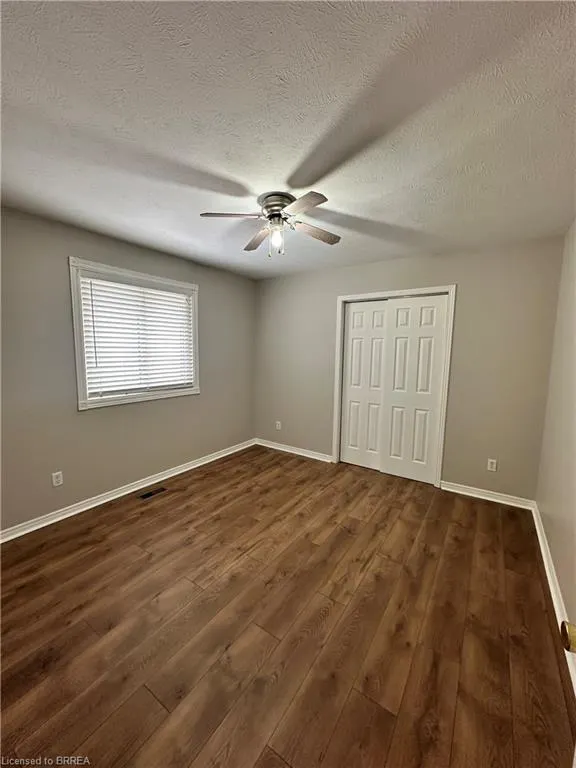 137 Whitlaw Way