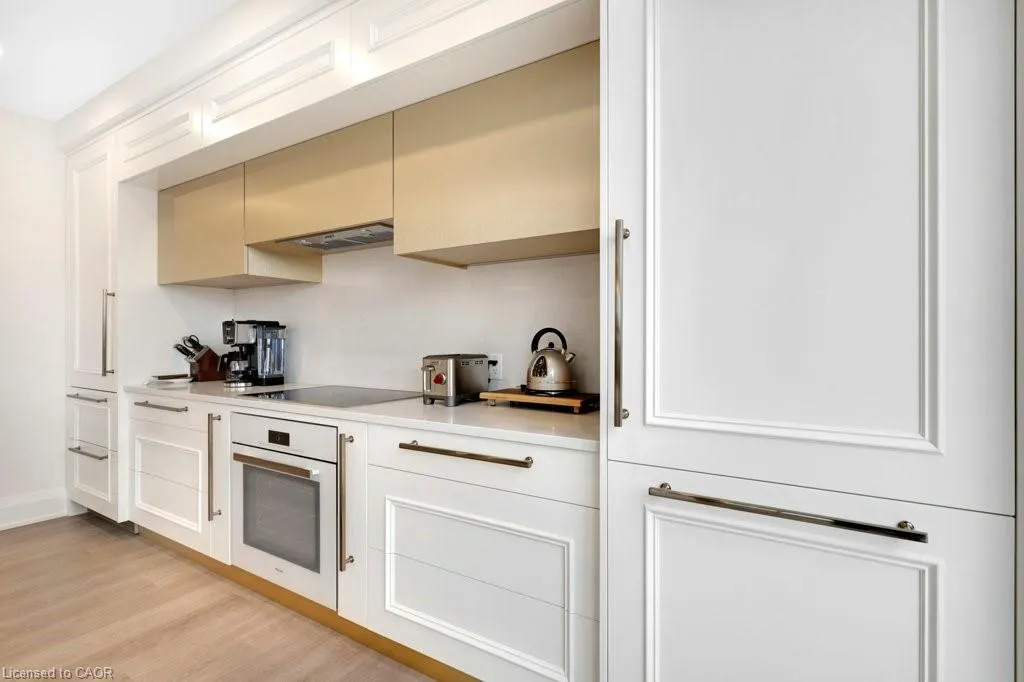 6523 Wellington 7 Road, #421