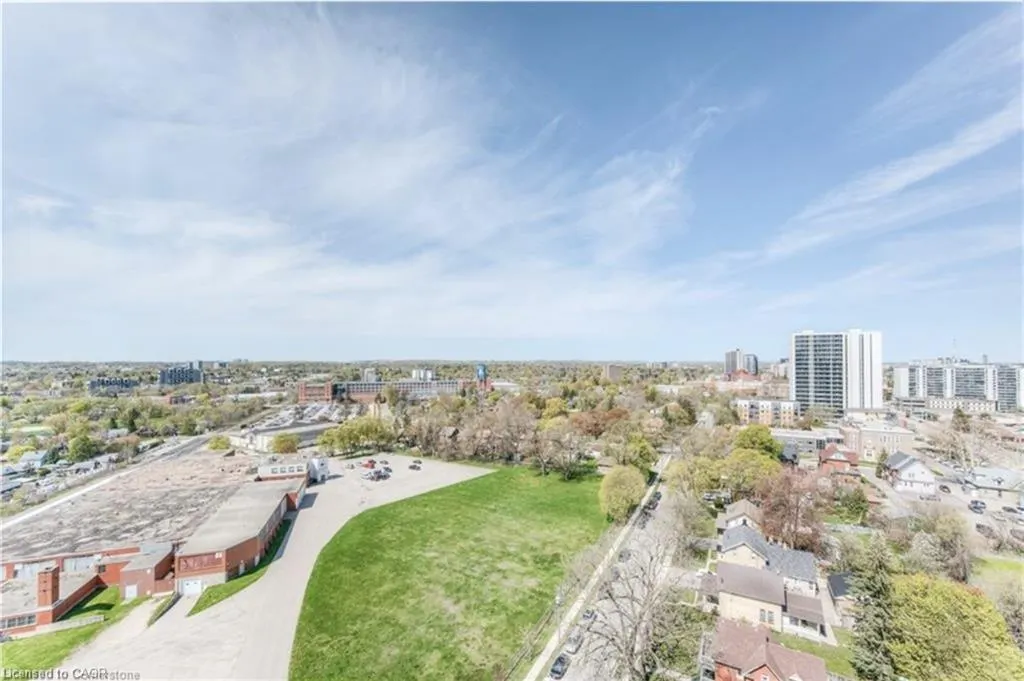 15 Wellington Street S, #1610