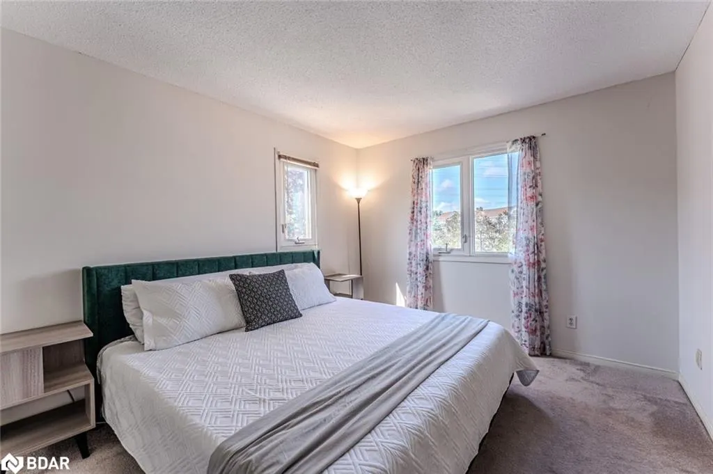 508 Essa Road, #52