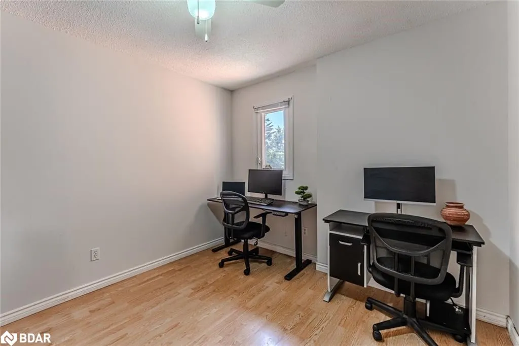 508 Essa Road, #52