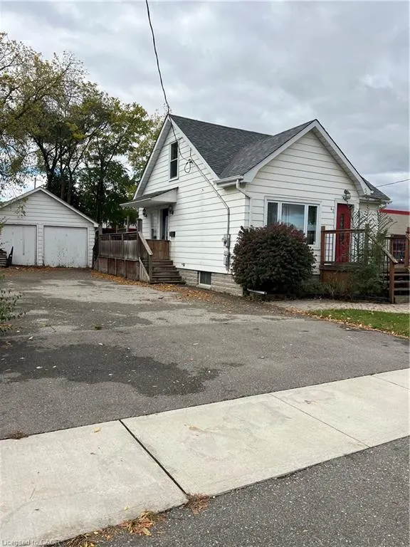 42 Elmwood Avenue