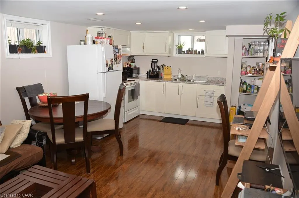 82 Palmer Road, #2