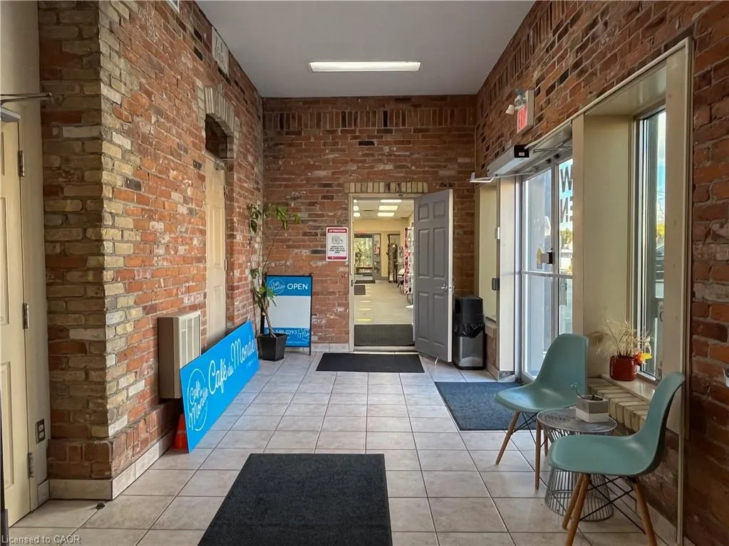 614 Coronation Boulevard, #302