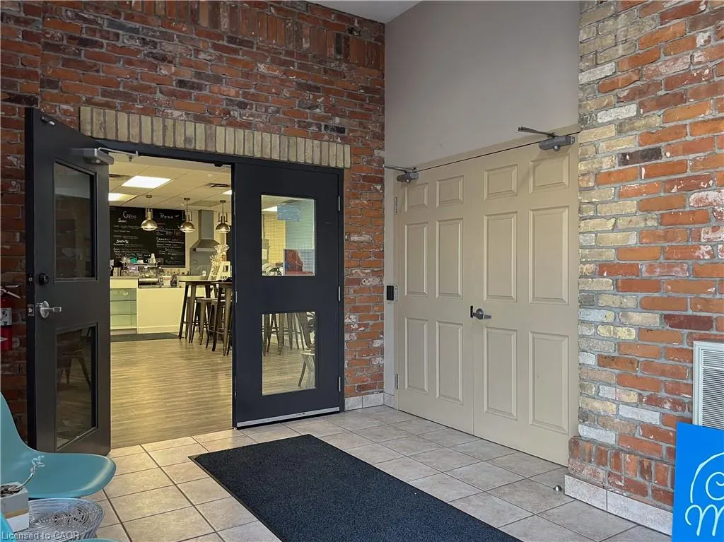 614 Coronation Boulevard, #302